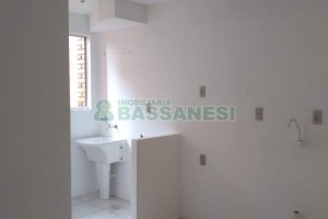 Apartamento com 42m², 2 dormitórios, no bairro Sagrada Família em Caxias do Sul para Comprar
