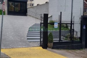 Terreno com 308m², no bairro Centro em Caxias do Sul para Comprar