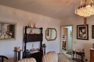 Apartamento com 101m², 2 dormitórios, 1 vaga, no bairro Centro em Caxias do Sul para Comprar