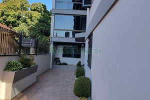 Apartamento com 110m², 3 dormitórios, 1 vaga, no bairro Lourdes em Caxias do Sul para Comprar