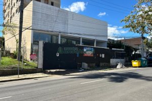 Loja com 180m², 9 vagas, no bairro Santa Catarina em Caxias do Sul para Alugar