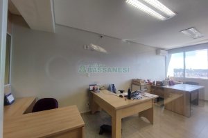 Sala com 64m², 1 vaga, no bairro São Pelegrino em Caxias do Sul para Alugar