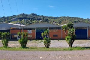Pavilhão com 2100m², no bairro Linha 40 em Caxias do Sul para Alugar