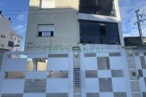 Apartamento com 86m², 2 dormitórios, 2 vagas, no bairro Nossa Senhora da Saúde em Caxias do Sul para Comprar