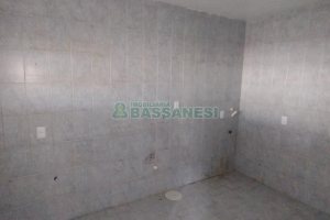 Sobrado com 67m², 2 dormitórios, no bairro Salgado Filho em Caxias do Sul para Comprar