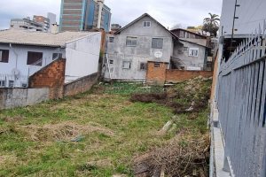 Terreno, no bairro Universitário em Caxias do Sul para Comprar