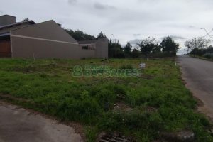 Terreno com 350m², no bairro Monte Bérico em Caxias do Sul para Comprar