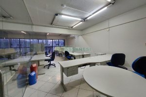 Sala Mobiliada com 250m², 2 vagas, no bairro Pio X em Caxias do Sul para Alugar