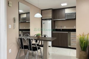 Apto Mobiliado com 46m², 1 dormitório, 1 vaga, no bairro Lourdes em Caxias do Sul para Alugar