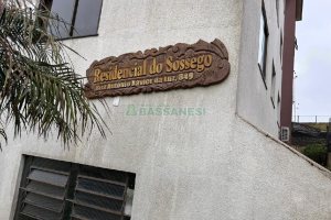 Apartamento com 80m², 3 dormitórios, 2 vagas, no bairro Petrópolis em Caxias do Sul para Alugar