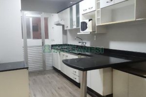 Apartamento com 88m², 3 dormitórios, 1 vaga, no bairro Lourdes em Caxias do Sul para Comprar