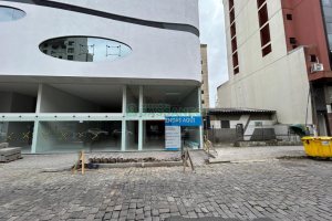 Loja com 200m², 2 vagas, no bairro Centro em Caxias do Sul para Alugar