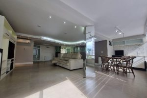 Apartamento com 154m², 3 dormitórios, 3 vagas, no bairro Madureira em Caxias do Sul para Alugar ou Comprar