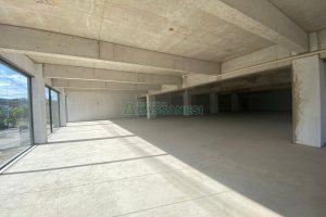 Loja com 585m², no bairro São José em Caxias do Sul para Alugar ou Comprar