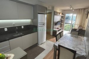 Apartamento com 61m², 2 dormitórios, 1 vaga, no bairro Santa Catarina em Caxias do Sul para Comprar