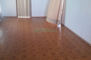 Casa com 250m², 7 dormitórios, 2 vagas, no bairro Serrano em Caxias do Sul para Comprar