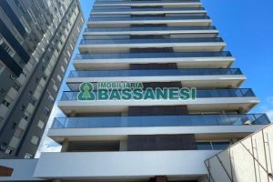 Apartamento com 176m², 3 dormitórios, 3 vagas, no bairro Rio Branco em Caxias do Sul para Comprar