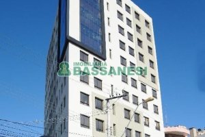 Kitinete com 47m², 1 vaga, no bairro Rio Branco em Caxias do Sul para Comprar