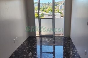 Apartamento com 58m², 2 dormitórios, 1 vaga, no bairro Santa Catarina em Caxias do Sul para Alugar ou Comprar