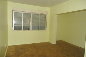 Sala com 30m², no bairro Centro em Caxias do Sul para Alugar