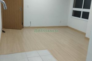 Apartamento com 47m², 2 dormitórios, 1 vaga, no bairro Nossa Senhora das Graças em Caxias do Sul para Alugar