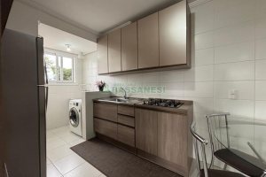 Apto Mobiliado com 52m², 1 dormitório, 1 vaga, no bairro Lourdes em Caxias do Sul para Comprar