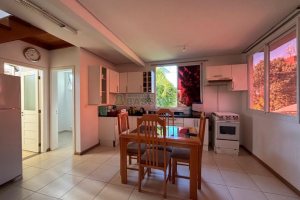 Casa Mobiliada com 78m², 2 dormitórios, no bairro Marechal Floriano em Caxias do Sul para Alugar