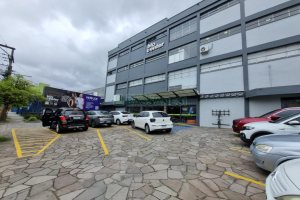 Sala com 20m², no bairro Santa Lúcia em Caxias do Sul para Alugar