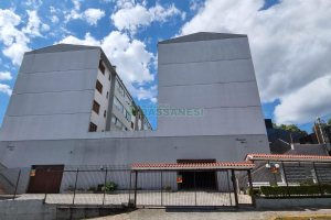 Apartamento com 70m², 3 dormitórios, 1 vaga, no bairro Santa Catarina em Caxias do Sul para Comprar