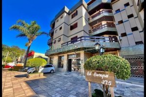 Apartamento com 138m², 3 dormitórios, 2 vagas, no bairro Sagrada Família em Caxias do Sul para Comprar