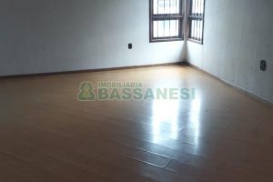 Casa com 200m², 3 dormitórios, no bairro São Leopoldo em Caxias do Sul para Alugar