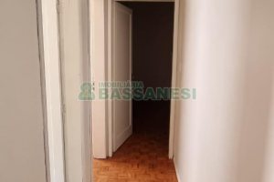 Casa com 100m², 3 dormitórios, 1 vaga, no bairro São Leopoldo em Caxias do Sul para Alugar