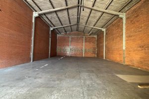 Pavilhão com 280m², no bairro São José em Caxias do Sul para Alugar