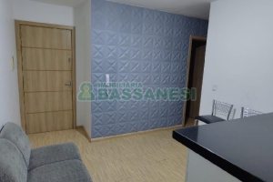 Apartamento com 54m², 2 dormitórios, 1 vaga, no bairro Santa Catarina em Caxias do Sul para Alugar