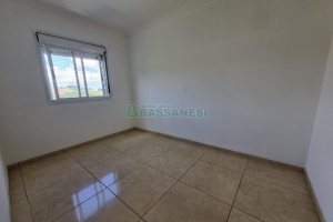 Apartamento com 64m², 2 dormitórios, 1 vaga, no bairro Nossa Senhora das Graças em Caxias do Sul para Alugar