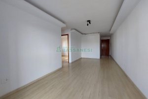 Apartamento com 70m², 2 dormitórios, 1 vaga, no bairro Santa Catarina em Caxias do Sul para Alugar