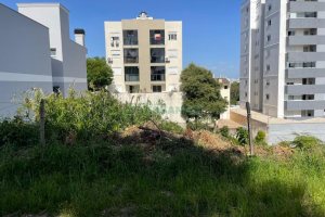Terreno com 720m², no bairro Santa Lúcia em Caxias do Sul para Comprar