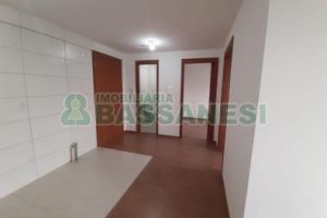 Apartamento com 40m², 2 dormitórios, 1 vaga, no bairro Petrópolis em Caxias do Sul para Comprar