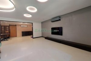 Casa com 350m², 5 dormitórios, 2 vagas, no bairro São Virgílio em Caxias do Sul para Alugar ou Comprar