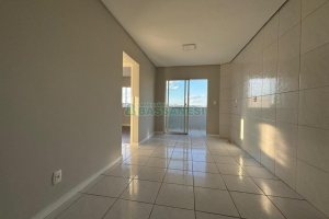 Apartamento com 61m², 3 dormitórios, 1 vaga, no bairro Fatima em Caxias do Sul para Comprar