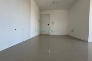 Apartamento com 72m², 2 dormitórios, 1 vaga, no bairro Cidade Nova em Caxias do Sul para Alugar