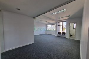 Sala com 90m², 1 vaga, no bairro Centro em Caxias do Sul para Alugar