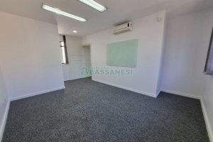 Sala com 50m², no bairro Centro em Caxias do Sul para Alugar