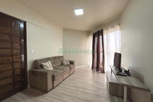 Apto Mobiliado com 85m², 3 dormitórios, no bairro Centro em Caxias do Sul para Alugar