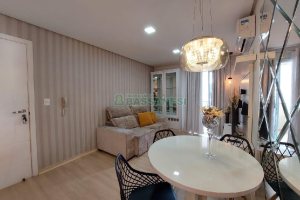 Apto Mobiliado com 60m², 2 dormitórios, 1 vaga, no bairro Cruzeiro em Caxias do Sul para Alugar