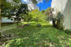 Terreno com 420m², no bairro Cidade Nova em Caxias do Sul para Comprar