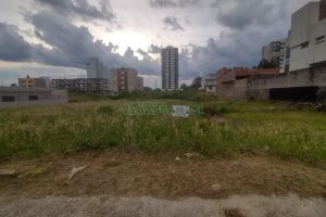 Terreno com 856m², no bairro Vila Verde em Caxias do Sul para Comprar