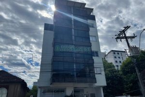 Apartamento com 108m², 3 dormitórios, 1 vaga, no bairro Pio X em Caxias do Sul para Comprar