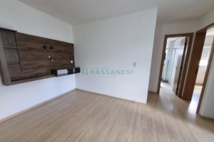 Apartamento com 48m², 2 dormitórios, -1 vaga, no bairro Industrial em Caxias do Sul para Alugar