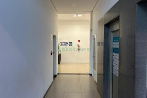 Sala com 480m², no bairro Centro em Caxias do Sul para Alugar